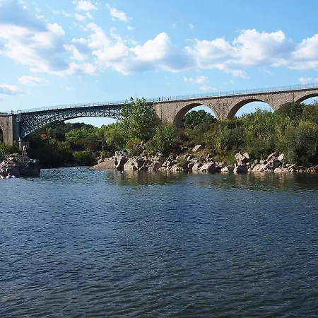 Entre Mer, Riviere Et Montagne F2 Avec Terrasse :) 公寓 *